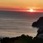Marvelous Sea View דירה