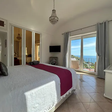 Apartment Marvelous Sea View Capri