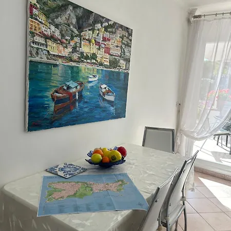 Marvelous Sea View Lejlighed